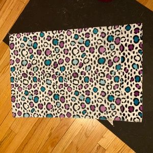 Silky Cheetah Print Pillow Case
